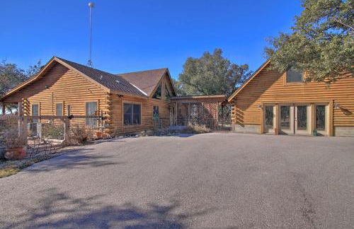 Scenic Hill Country Ranch with amazing views - Foto 4