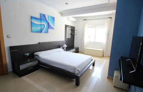 Agradable villa con piscina - Foto 28