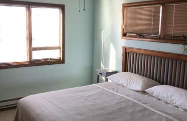 Great Value - Oceanside Raised Ranch Location Is Perfect For Walking To Beach, Restaurants, Pizza, Ice Cream Or Coffee 13419 - Foto 8