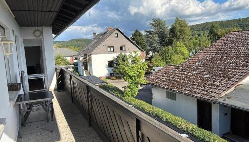 Cozy and Modern Apartment Your Home Away from Home - Foto 1