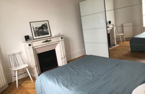 Vue Tour Eiffel et 5 minutes des Champs-Elysees Appartement 2 chambres Paris 16 Etoile - Foto 14