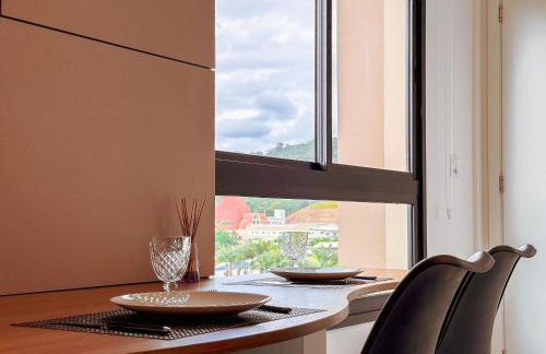 Studio Moderno c/ Piscina e Garagem - Foto 15