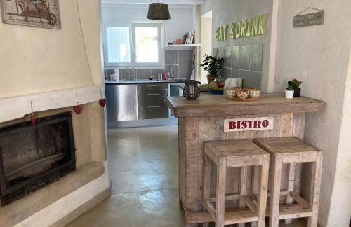 Maison ensoleillée au milieu des pins entre Marseille et Cassis - Foto 10