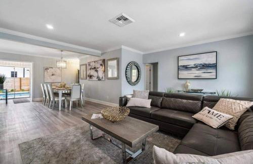 Serene WPB Escape Pool Near Beach - Foto 14