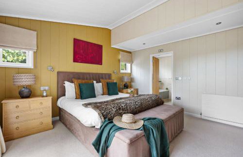 Amber Lodge, Strawberryfield Park - Hot Tub - Free WiFi & Parking - Foto 17
