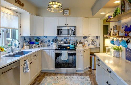 Family Home, 1 Block to Lake Michigan Beach! - Photo 12