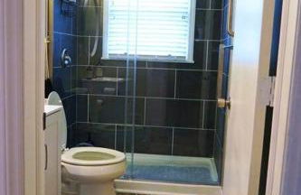 Spacious Pet Friendly Home - Photo 18