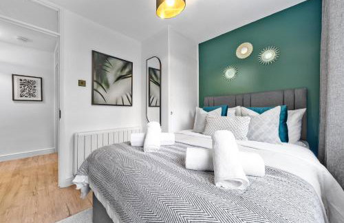 2BR Flat, Free Parking, Close to Airport & Centre - Foto 28