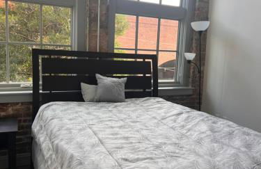 Prime 2BR Condo Historic Morris Ave, Downtown Birmingham - Photo 10