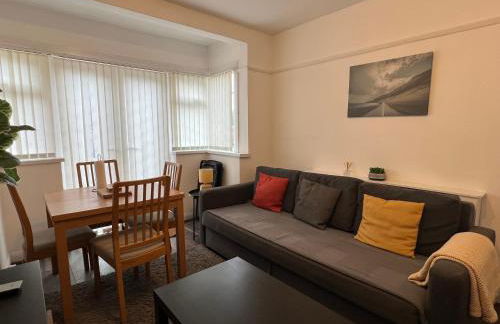 3 Bedroom modern house 15 min to tube, shops near by - Foto 19