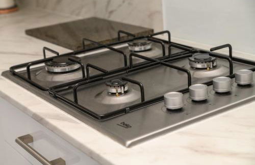 The Whitehouse M6, Junction 10 With Parking - Foto 25