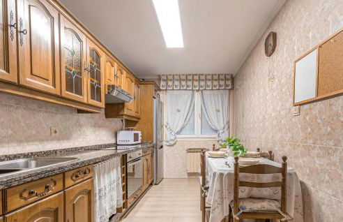 Stunning Apartment In Gijón With Wifi - Foto 3