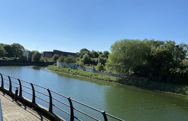 Toothbrush Apartments - Nr Train Station - Foto 8