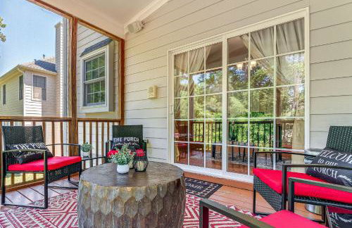 Fire Pit and Pool Access Quiet Holly Springs Home - Foto 29