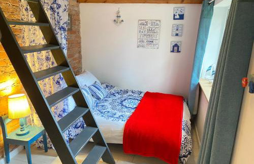 Domek całoroczny blisko lasu i morza na urokliwej działce 4300 m2 - Photo 19