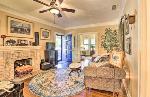 Walk to Midwestern State Wichita Falls Cottage! - Foto 4