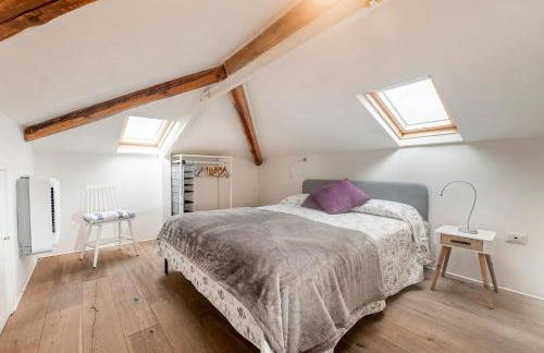 049 - Attico ELEGANTE, 10 minuti a piedi da MARE e SPIAGGIA - POSTO AUTO PRIVATO GRATIS - Foto 23