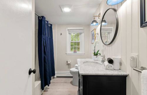 Game Room Central AC 4 mins to Craigville Beach - Photo 18