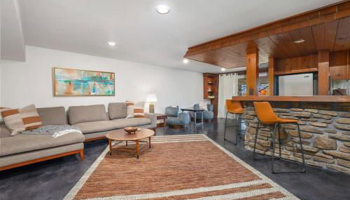 Midtown Modern-5 Min to Downtown-Large Game Room - Foto 2