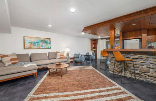 Midtown Modern-5 Min to Downtown-Large Game Room - Foto 2