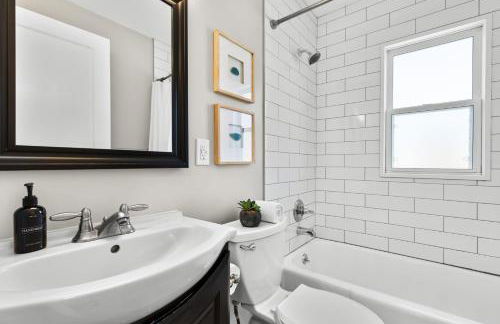 4 Bedroom Bungalow in the - Heart of Metro Detroit - Foto 9