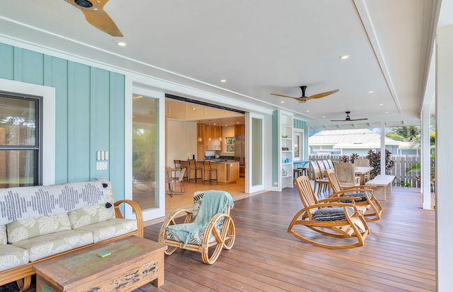 Gorgeous Renovated 1937 Plantation Style Beach House 50 Steps To The Center Of The Beach 5 Bedroom Home by RedAwning - Foto 24