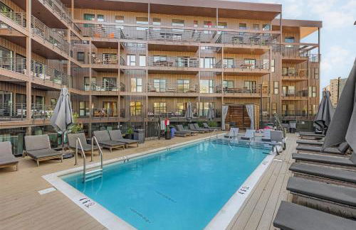 Luxury Penthouse with 2 Floors Pool Patio Gym Walk to Broadway - Foto 34