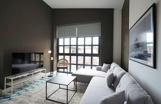 w Modern 1BR in Santa Ana - Photo 5