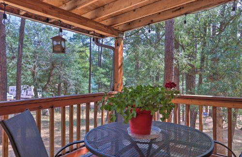 Updated Strawberry Family Cabin with 2 Private Decks - Foto 24