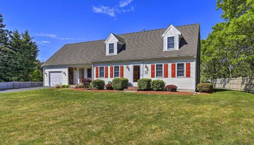 Cape Cod Home with Game Room - 3 Mi From Mayflower! - Foto 2