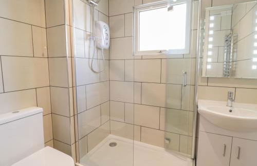 1 South Snowdon Wharf - Photo 21