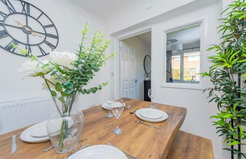 Newport - Sleeps 8 - Private Parking - Foto 6