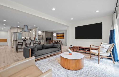 1010 Rosehill Dr - Photo 8