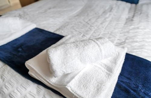 Awesome Games Room House! East Midlands Airport, Donington Park, with FREE parking - Foto 23