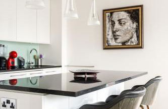 Modern, fully furnished apartment with ensuite, private balcony and elevator in Notting Hill - Foto 18