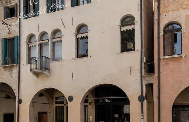 BURANELLI CHARME ROOMS - Photo 40