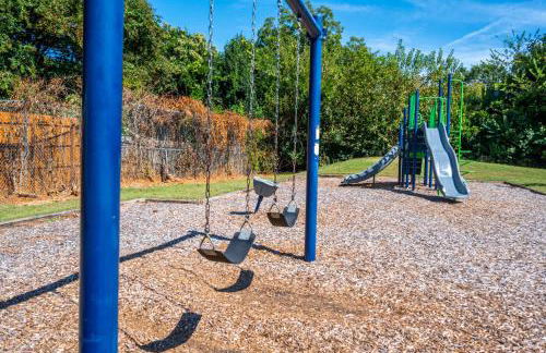 Stylish Durham Retreat - Walkable Sleeps 6 - Foto 78