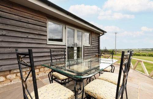 Grafton Fields near Silverstone - Photo 16