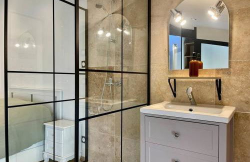 Le Saint-Jean - Cœur de La Cité Médiévale - Foto 14