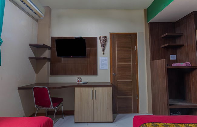 Hotel D'Madinah Inn - Gentan - Foto 8