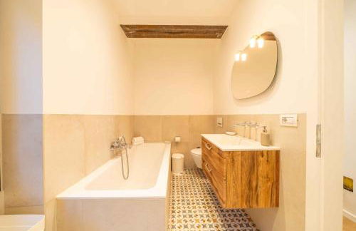 Dreamy Lakeview Attic Escape - Foto 26