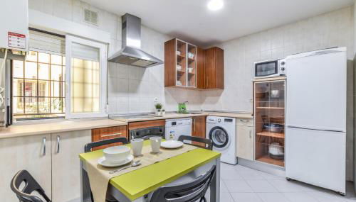 Retiro VII - Práctico, moderno y en plena ciudad de Madrid - Photo 3, stove, dishwasher, pet friendly, minibar