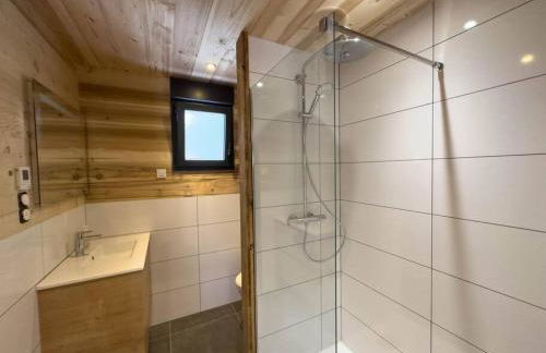 Le Refuge perché du saut de la bourrique, SPA, terrain clôturé, bordure de forêt - Foto 20