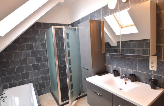 Modern Holiday Home in Senzeille With Garden - Foto 16