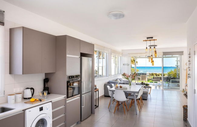 Ayia Thekla Seafront Villa Dagi - Foto 38