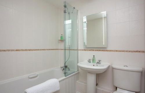 View Cottage - Photo 18