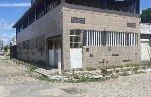 Casa - primeiro andar- perto do Centro de Convenções e Classic Hall - Foto 2