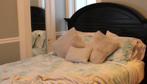 The Hillside B&B. Home w/ Breakfast Service! - Foto 5