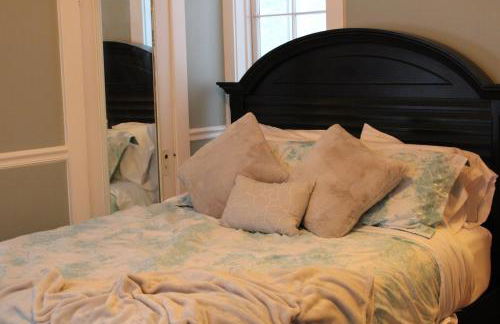 The Hillside B&B. Home w/ Breakfast Service! - Foto 5