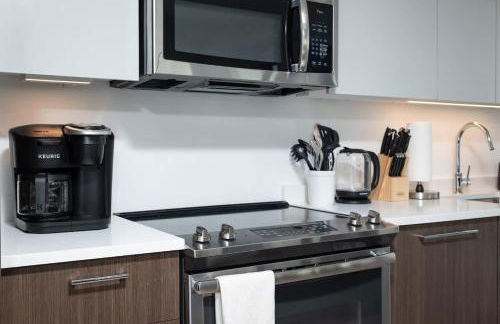 Central Serene Penthouse w King bed GYM Parking - Foto 19